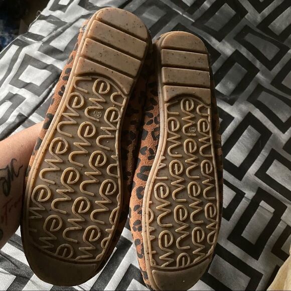 EMU leopard print moccasins house shoes, Women's Moccasin Slippers Micro Suede - Picture 8 of 11